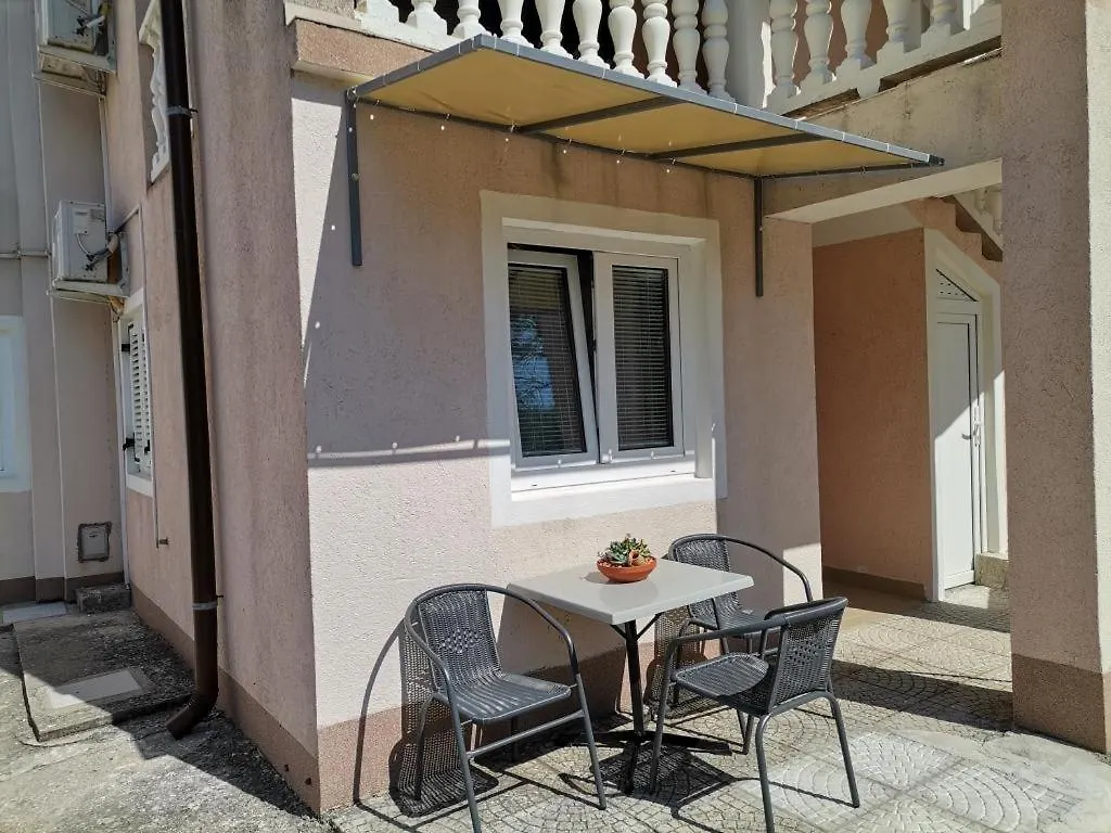 Apartment In Lopar With Terrace, Air Condition, Wifi 4620-5